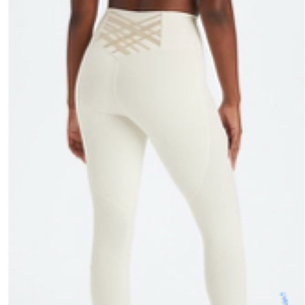 Fabletics Boost Power Hold High Waisted 7/8 Legging NWT!